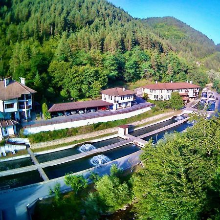 Fisherman'S Hut Family Hotel Beden 외부 사진