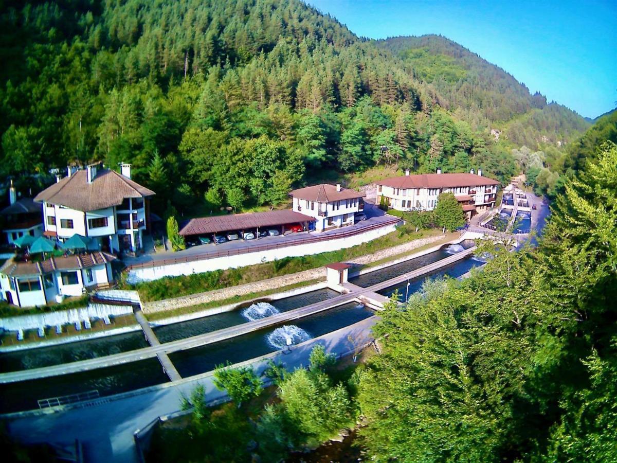 Fisherman'S Hut Family Hotel Beden 외부 사진
