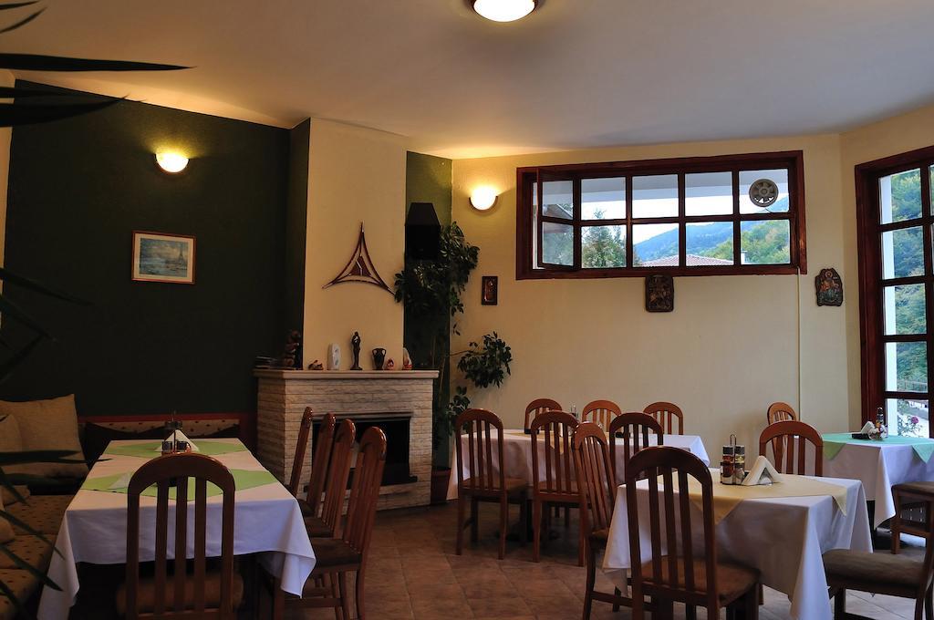 Fisherman'S Hut Family Hotel Beden 외부 사진