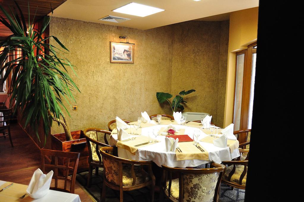 Fisherman'S Hut Family Hotel Beden 외부 사진