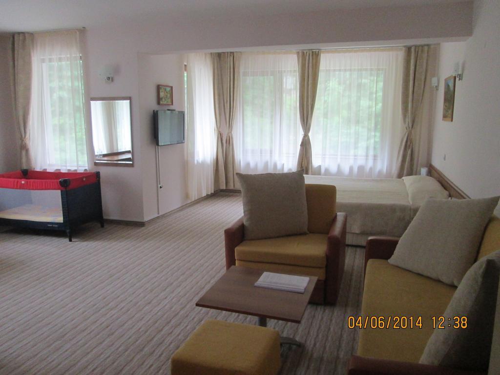 Fisherman'S Hut Family Hotel Beden 외부 사진