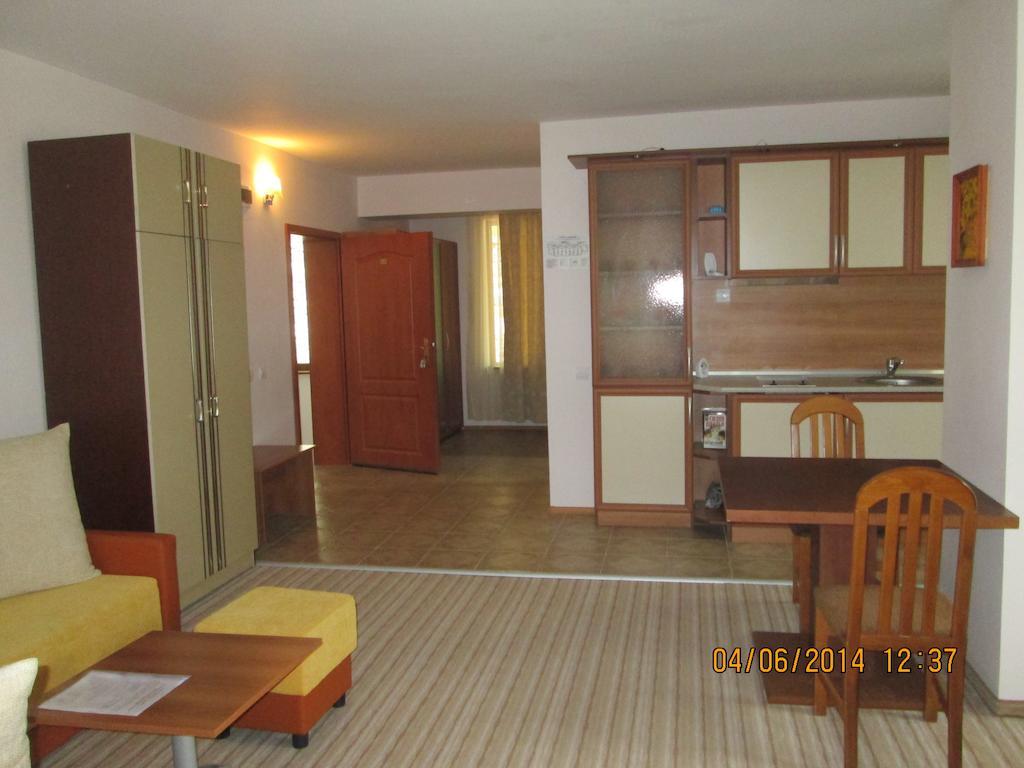 Fisherman'S Hut Family Hotel Beden 객실 사진